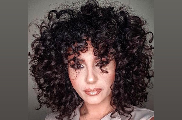 Ricci voluminosi: asciugatura, styling e prodotti